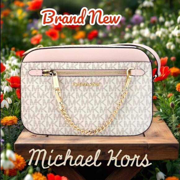 BRAND NEW --Michael Kors Saffiano Leather Chain Crossbody Vanilla / Pwdr Blush - Picture 1 of 3